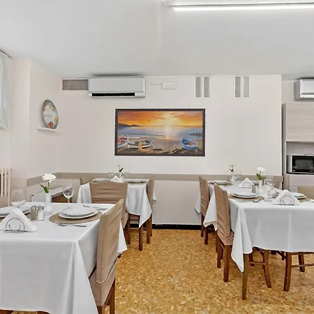 Del Golfo Otel