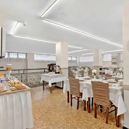 Del Golfo Otel Laigueglia